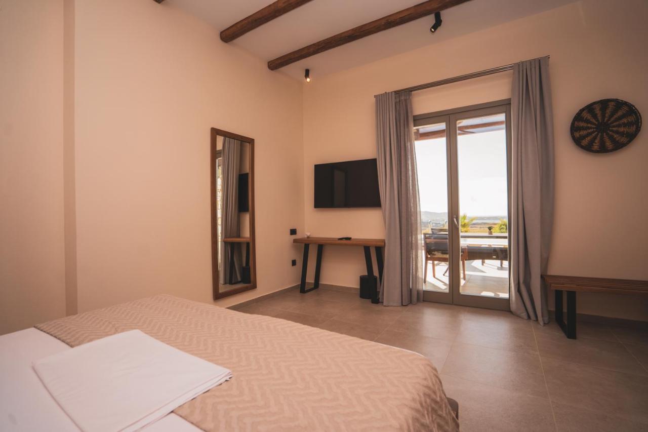 Kouros Blanc Resort & Suites Pounda Exteriör bild
