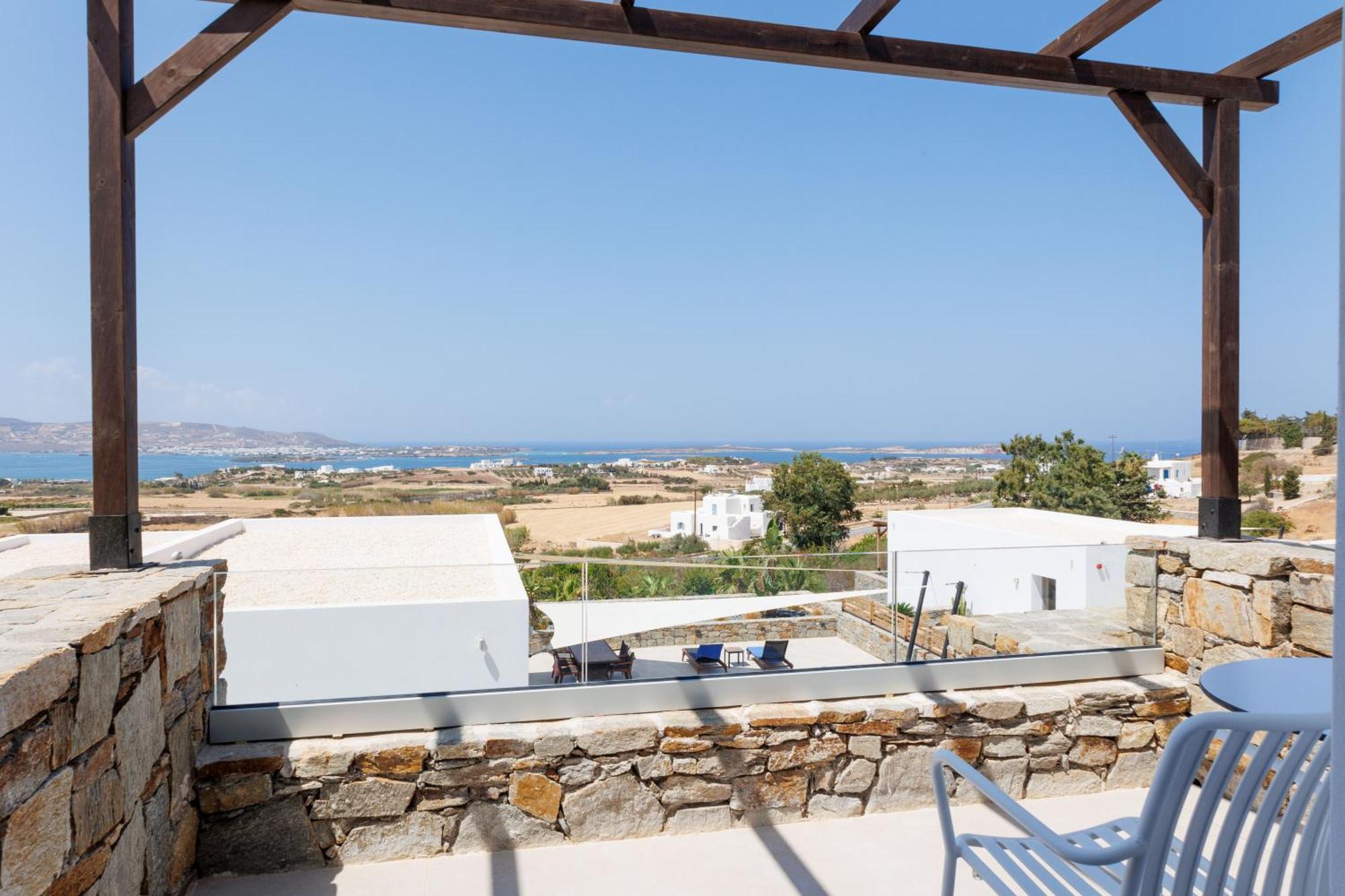 Kouros Blanc Resort & Suites Pounda Rum bild