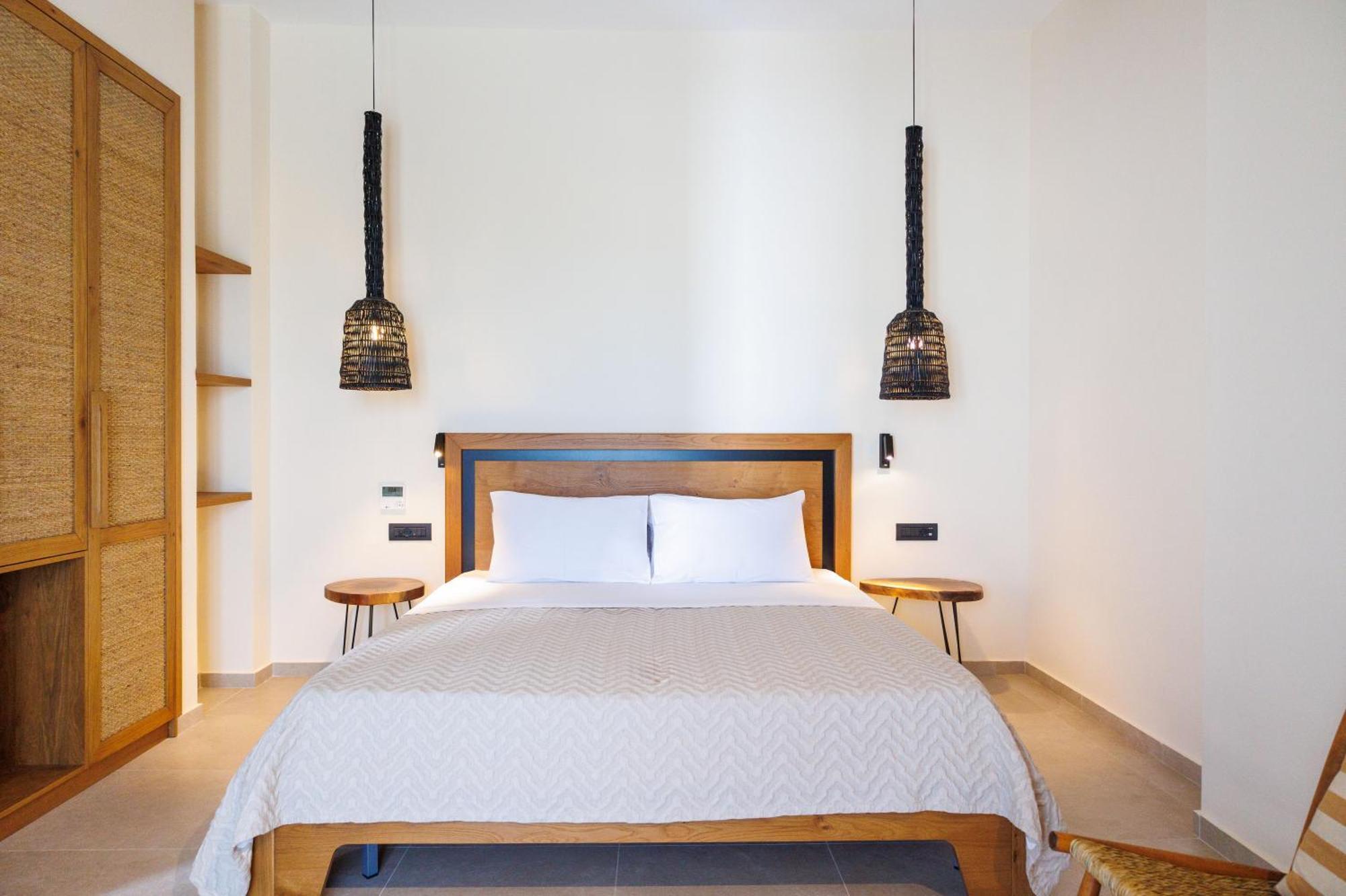 Kouros Blanc Resort & Suites Pounda Rum bild